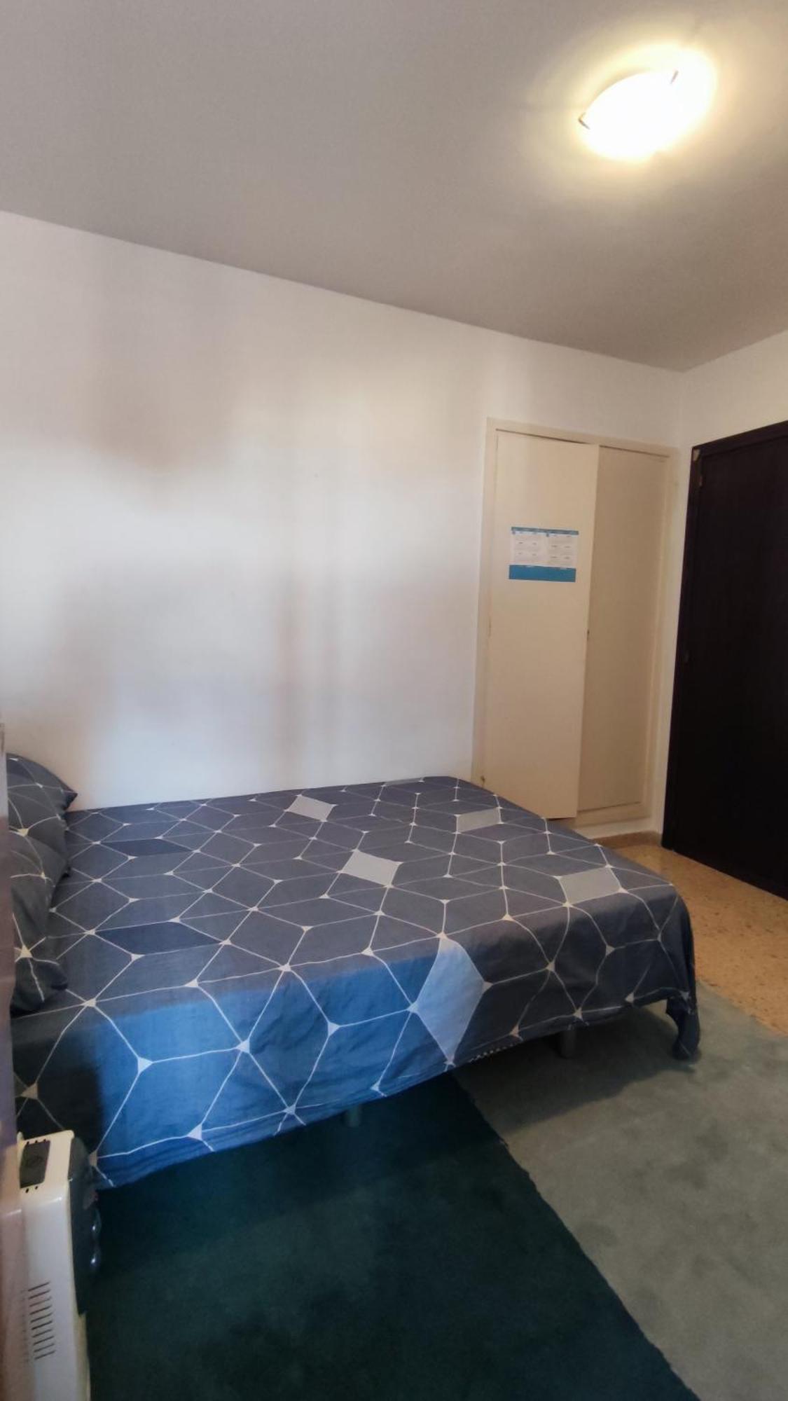 Habitaciones En Alquiler En Piso Compartido Valencia Szoba fotó